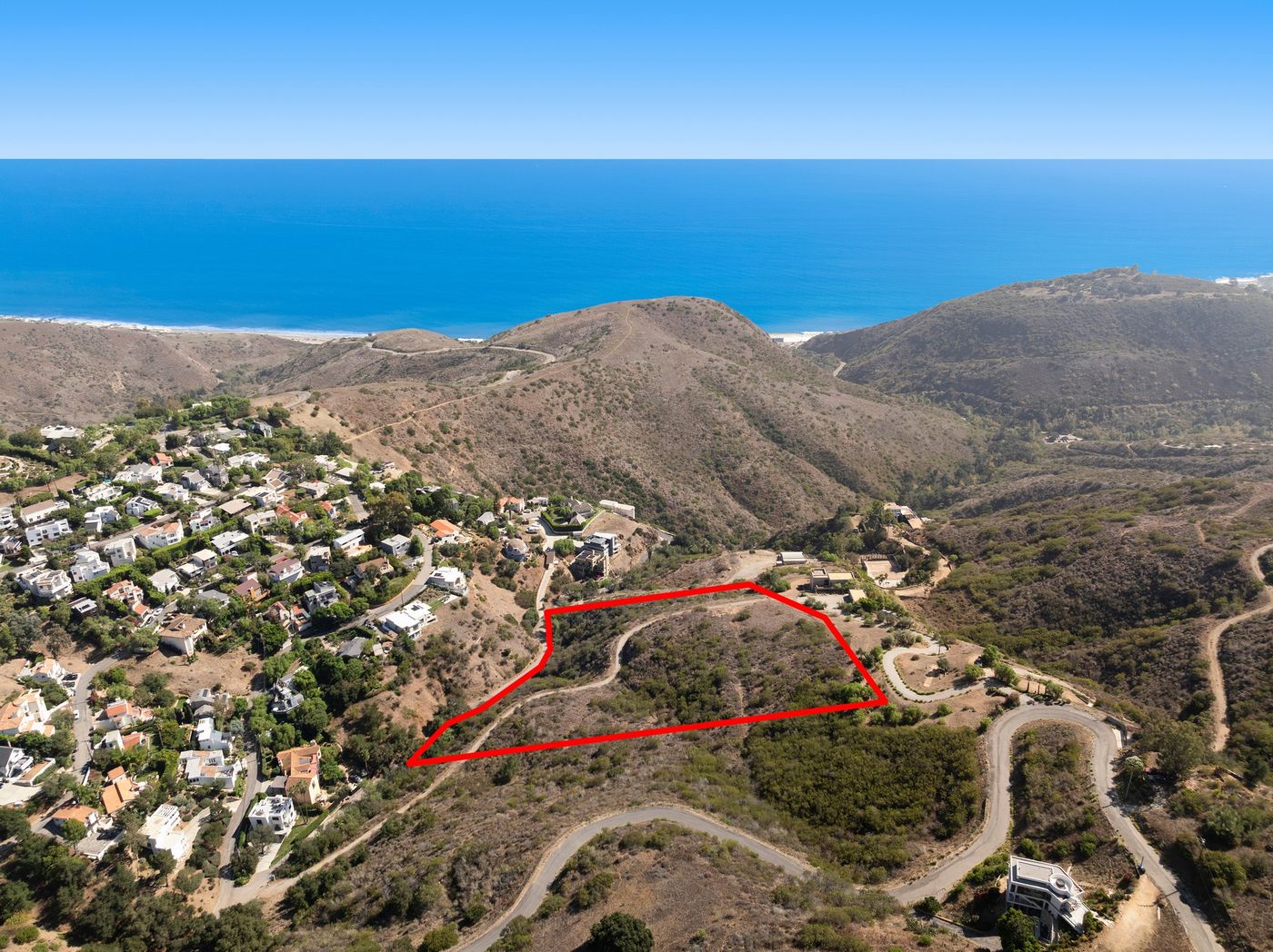 The parcel from the west, with the street pattern below